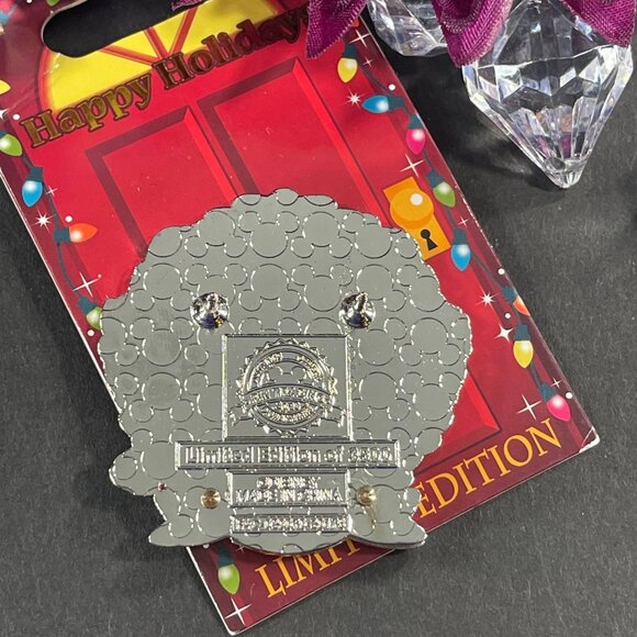 Aurora Disney Trading Pin Happy Holiday Princess Sleeping Beauty Badge Lapel Pin - Picture 5 of 7